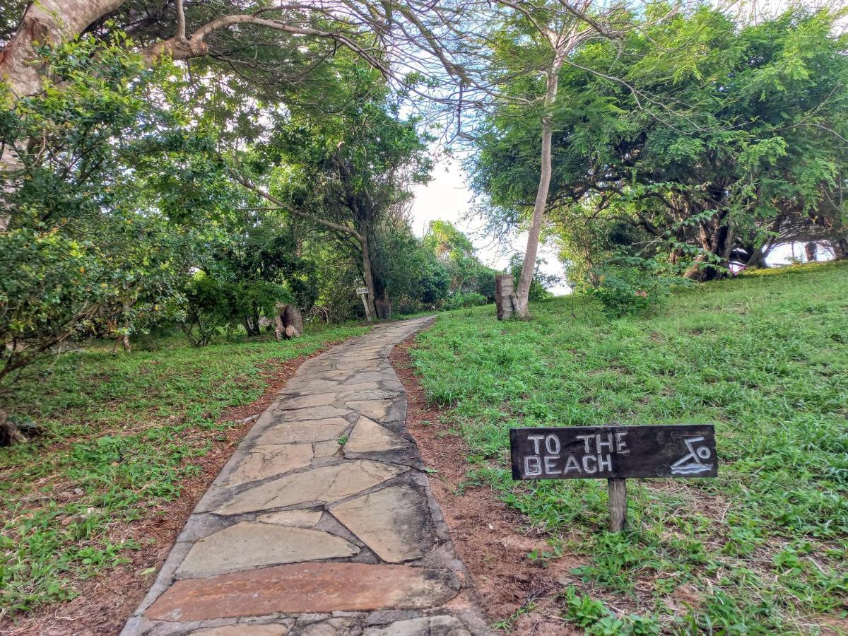 Watamu Beach Cottages B&B מראה חיצוני תמונה