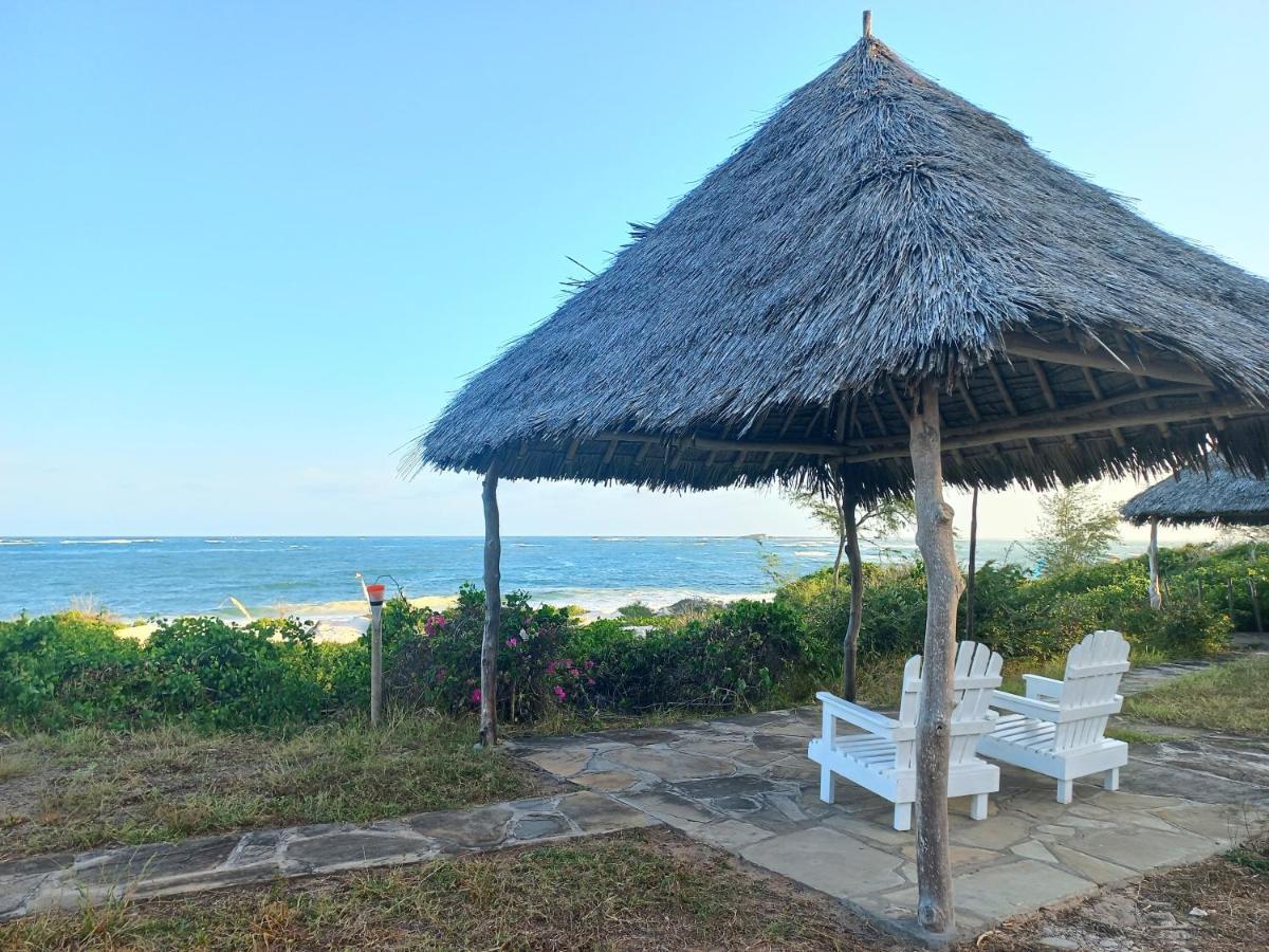 Watamu Beach Cottages B&B מראה חיצוני תמונה