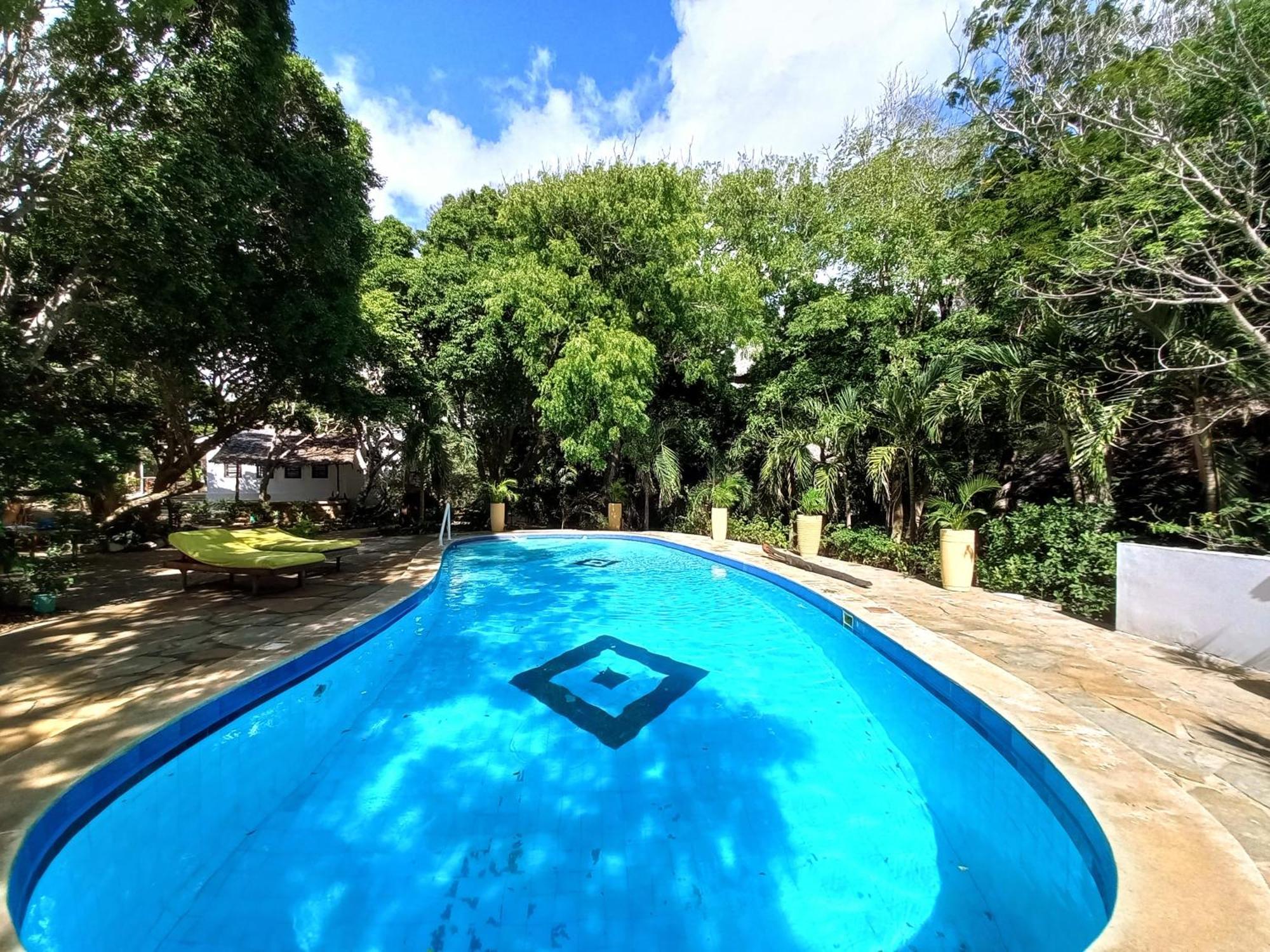 Watamu Beach Cottages B&B מראה חיצוני תמונה